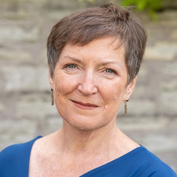 a portrait photo of Avivah Wittenberg-Cox