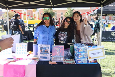 Stop & serve at pumpkin palooza