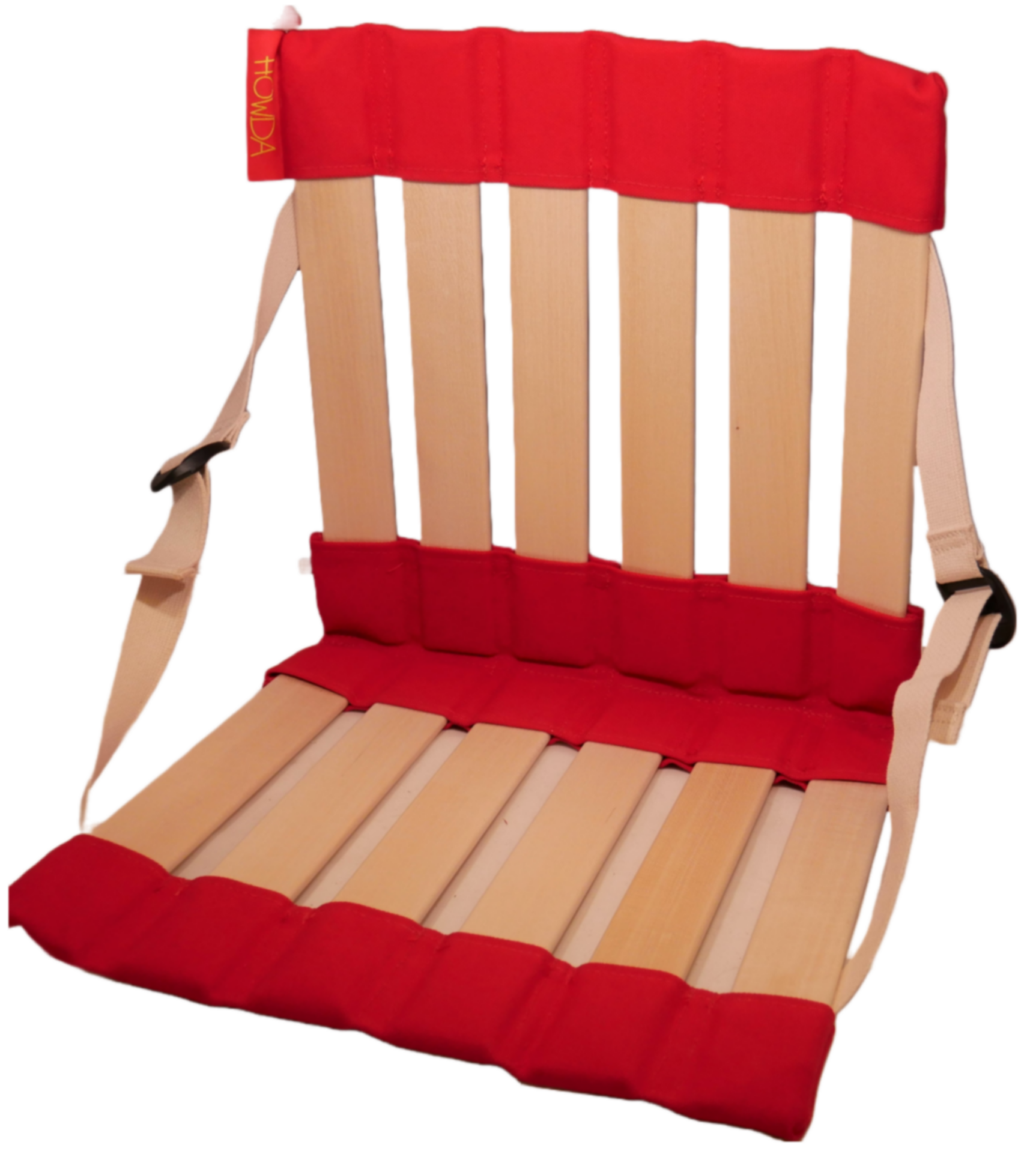 una silla enrollable de madera con la base y el respaldo conectados por dos correas